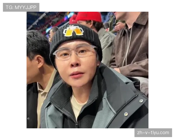 王濛在家切个葱都像在过弯 王濛在家切个葱都像在过弯